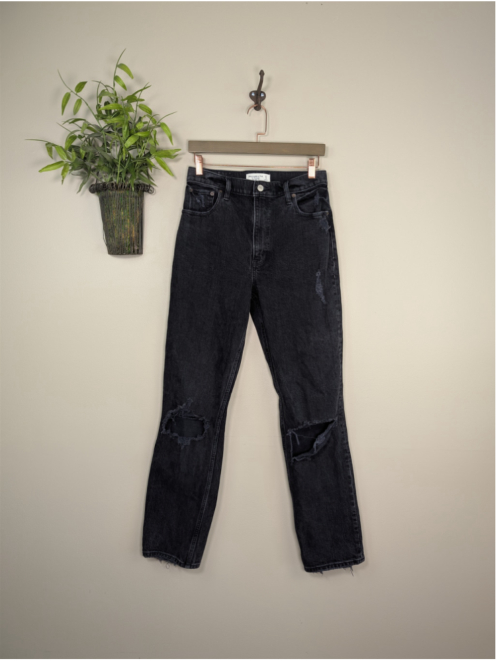 Abercrombie & Fitch 90s Straight Ultra High Rise Jeans Distressed Frayed Black 4